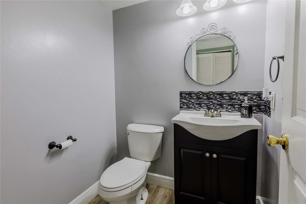 En Venta: $450,000 (4 camas, 2 baños, 2392 Pies cuadrados)