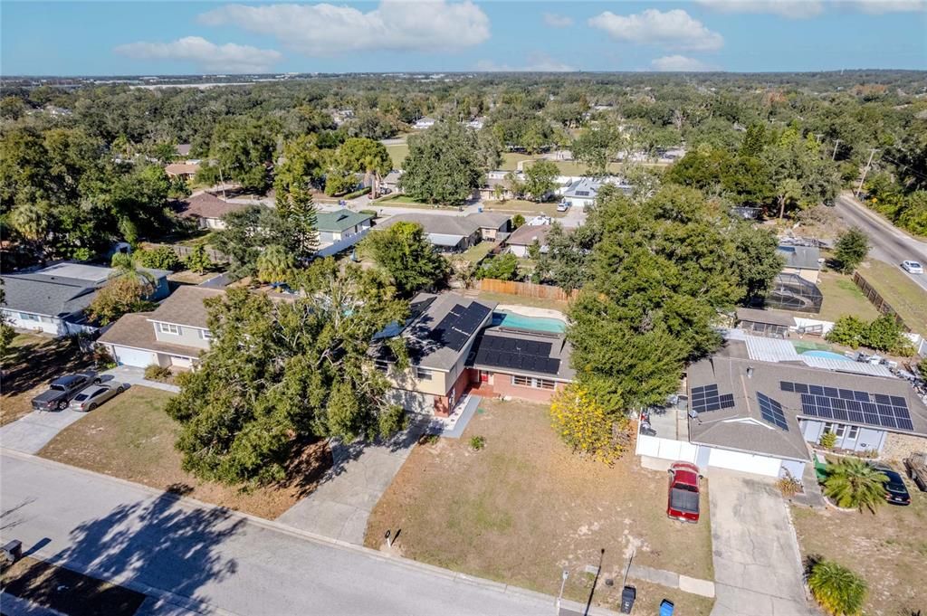 En Venta: $450,000 (4 camas, 2 baños, 2392 Pies cuadrados)