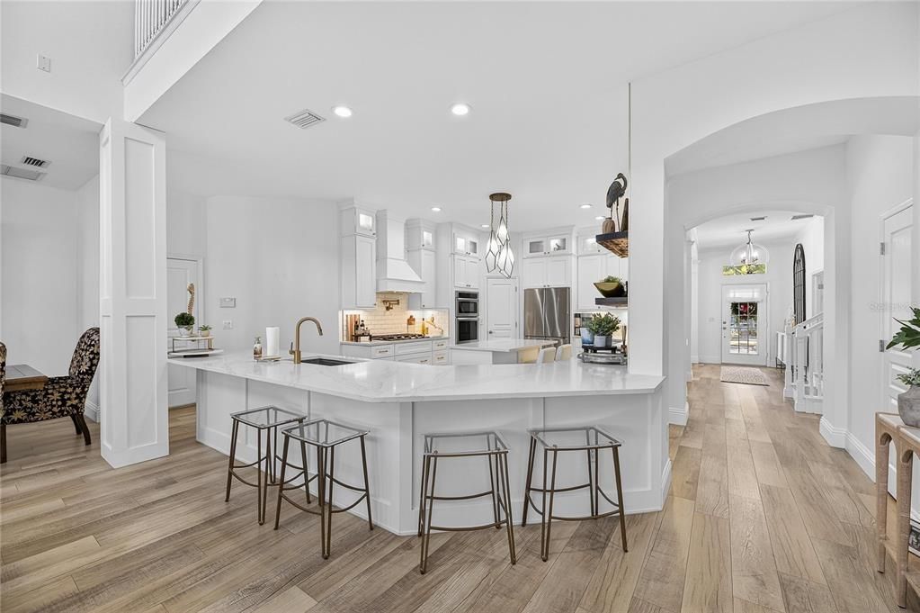 En Venta: $1,225,000 (4 camas, 3 baños, 3463 Pies cuadrados)