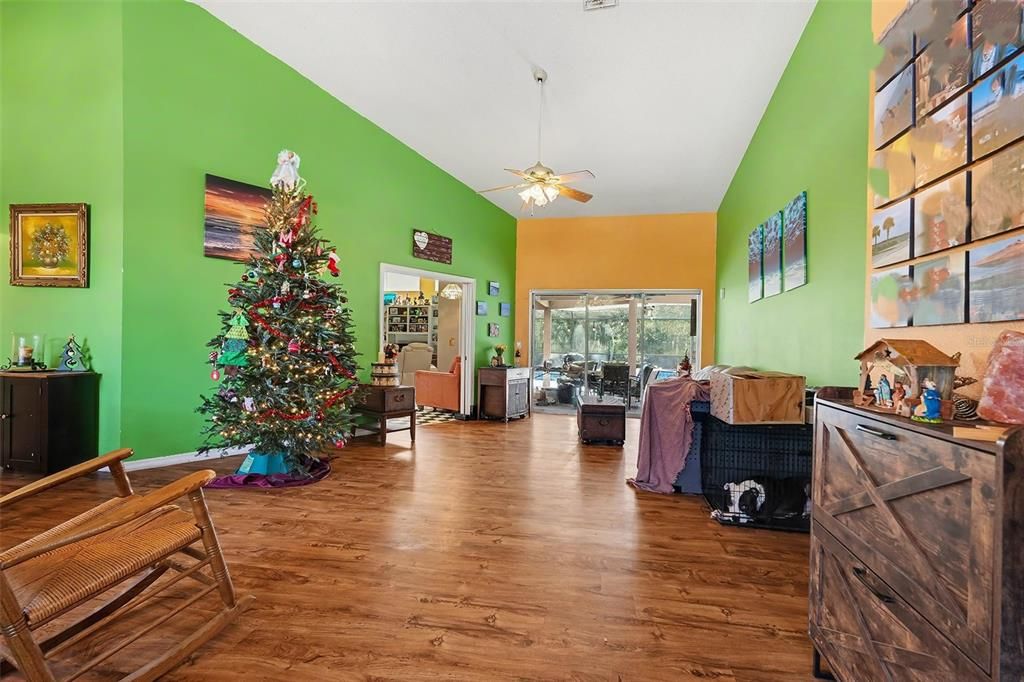 For Sale: $330,000 (3 beds, 2 baths, 2479 Square Feet)