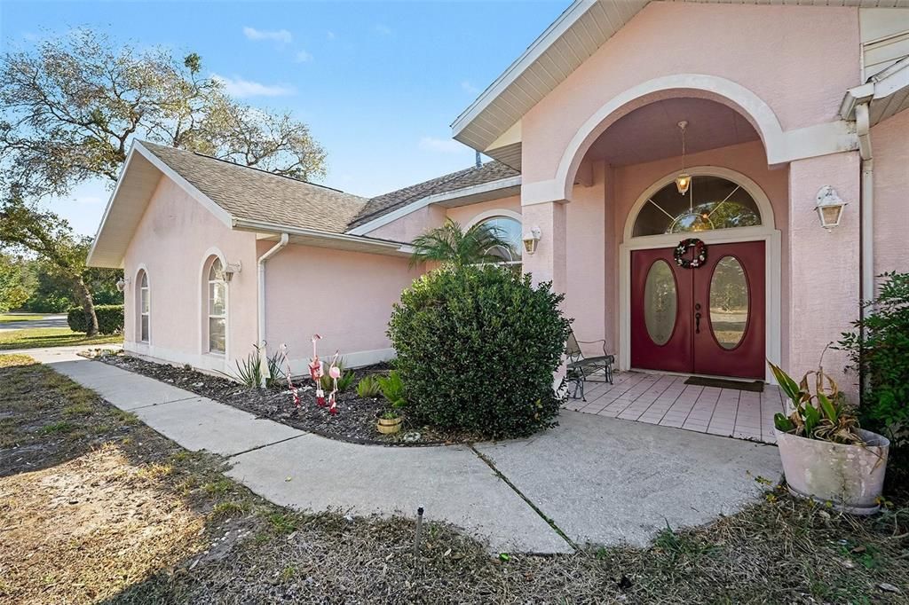 For Sale: $330,000 (3 beds, 2 baths, 2479 Square Feet)