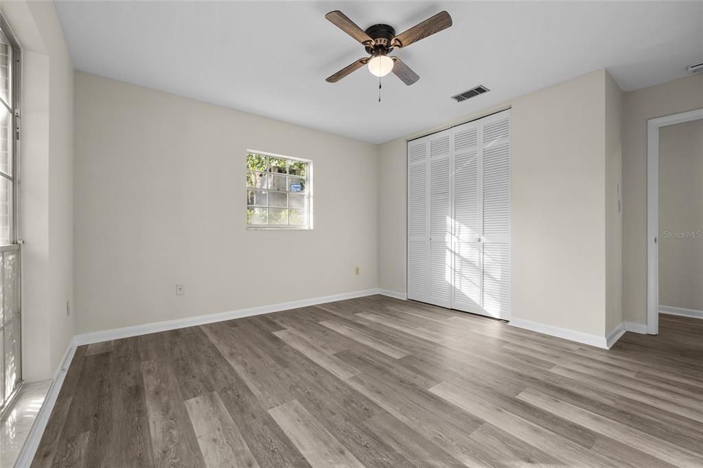 待售: $475,000 (4 贝兹, 2 浴室, 2362 平方英尺)