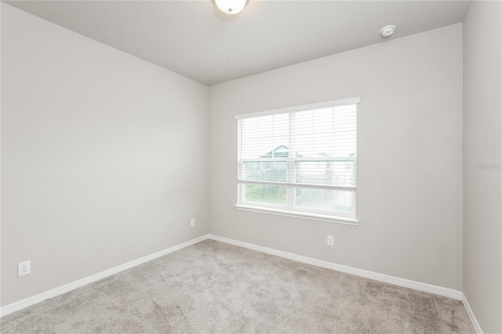 For Rent: $2,415 (3 beds, 2 baths, 1758 Square Feet)