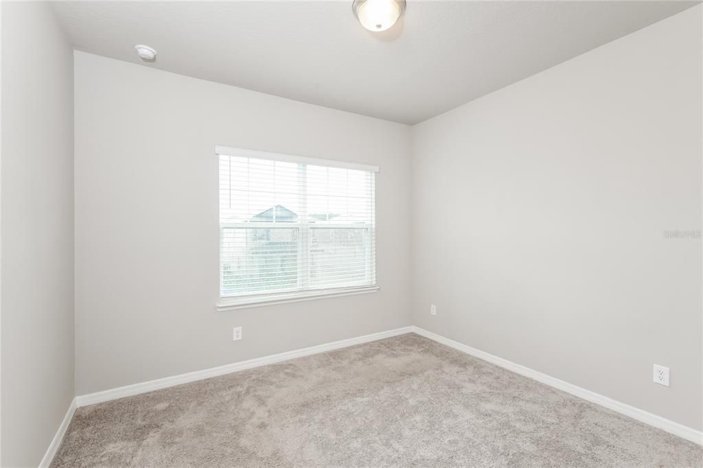 For Rent: $2,415 (3 beds, 2 baths, 1758 Square Feet)