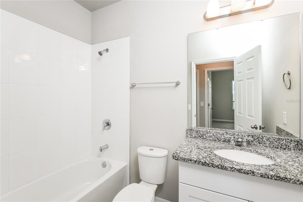 For Rent: $2,415 (3 beds, 2 baths, 1758 Square Feet)