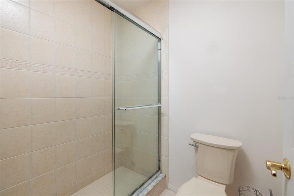 For Sale: $425,000 (2 beds, 2 baths, 920 Square Feet)