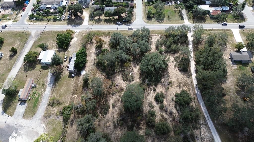 待售: $750,000 (5.63 acres)