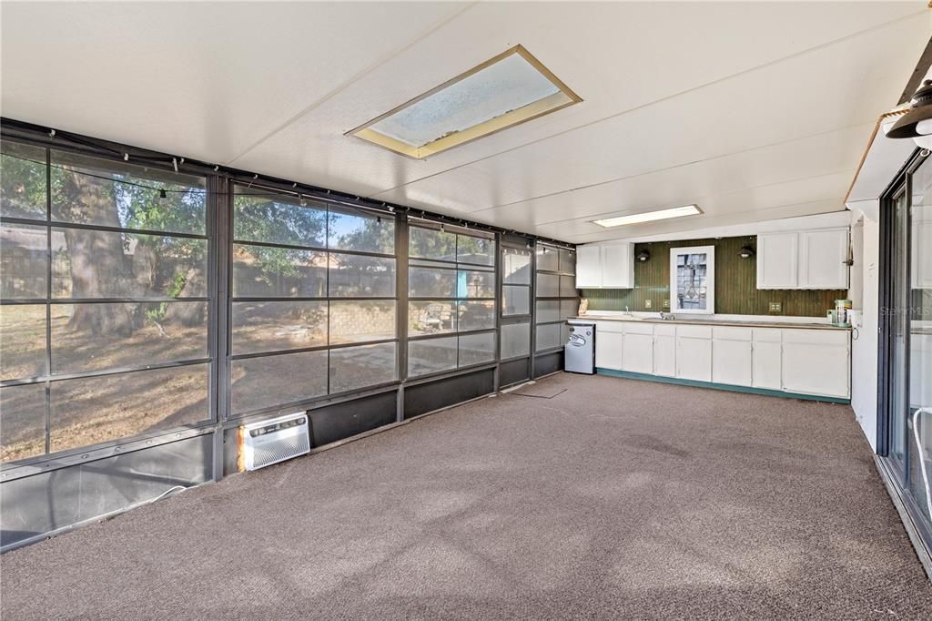 На продажу: $329,000 (3 спален, 2 ванн, 1310 Квадратных фут)