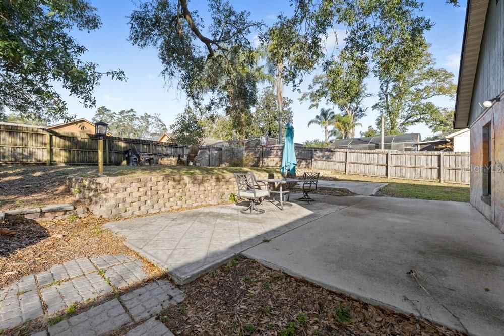 На продажу: $329,000 (3 спален, 2 ванн, 1310 Квадратных фут)