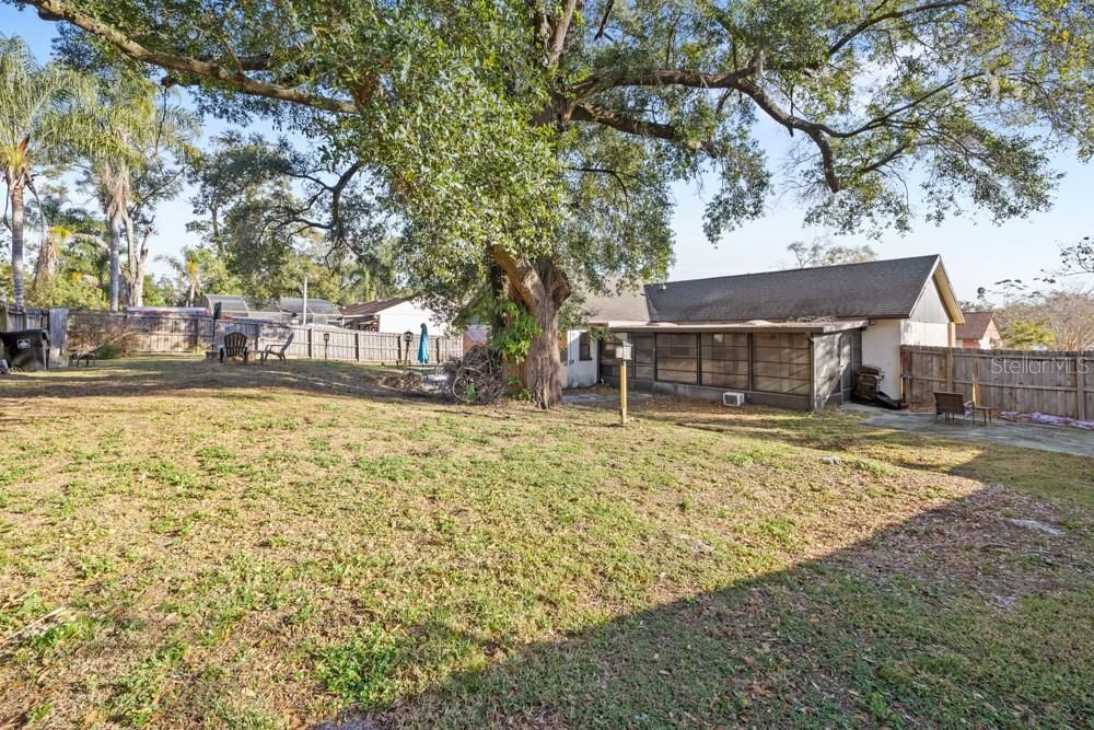 На продажу: $329,000 (3 спален, 2 ванн, 1310 Квадратных фут)