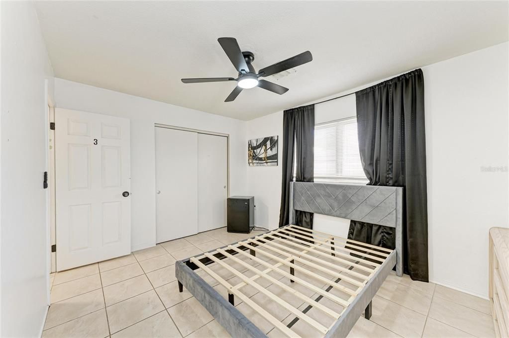 На продажу: $375,000 (3 спален, 2 ванн, 1638 Квадратных фут)