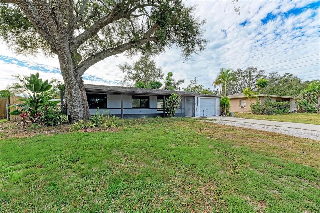 На продажу: $375,000 (3 спален, 2 ванн, 1638 Квадратных фут)