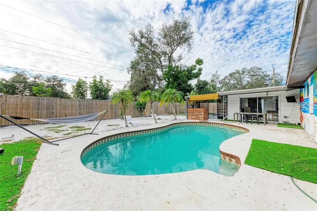 На продажу: $375,000 (3 спален, 2 ванн, 1638 Квадратных фут)