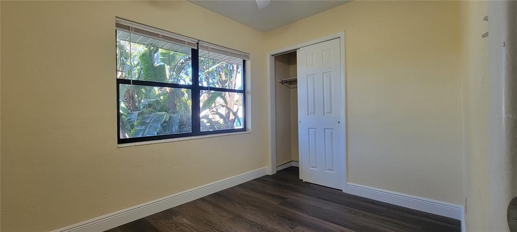 На продажу: $379,999 (4 спален, 2 ванн, 1541 Квадратных фут)