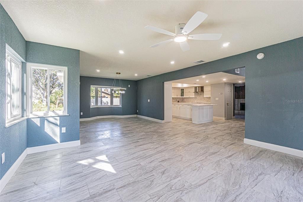 На продажу: $649,900 (4 спален, 3 ванн, 2672 Квадратных фут)