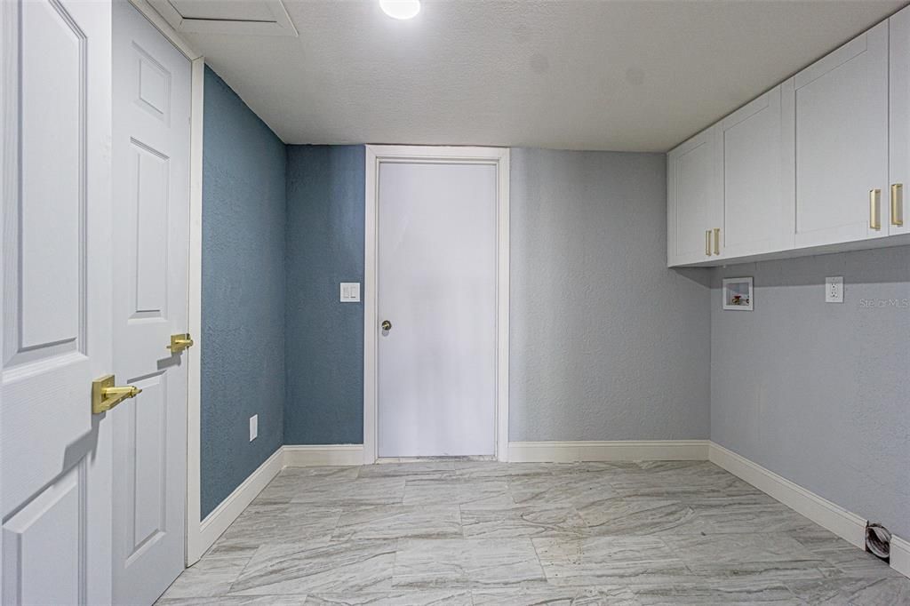 На продажу: $649,900 (4 спален, 3 ванн, 2672 Квадратных фут)