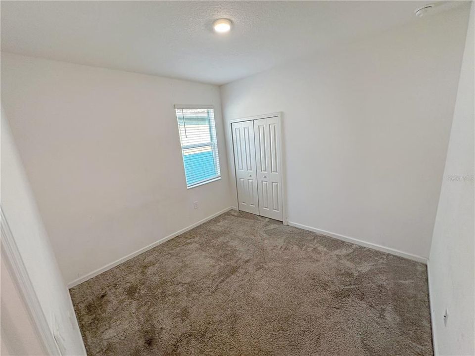 En Renta: $2,400 (4 camas, 3 baños, 2110 Pies cuadrados)