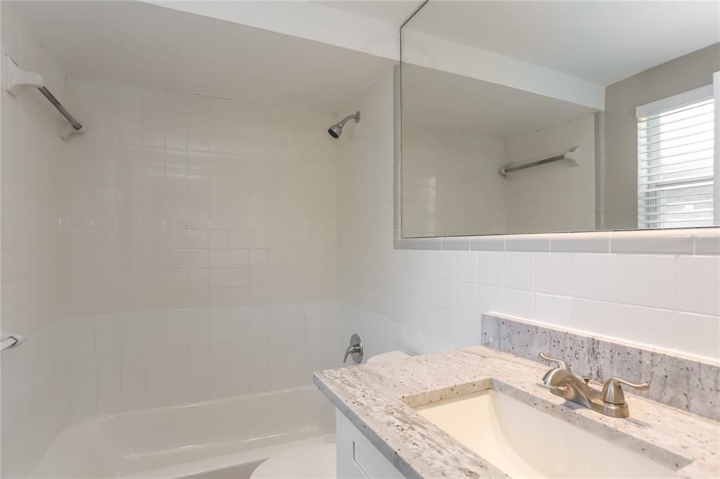 For Rent: $3,140 (4 beds, 2 baths, 2074 Square Feet)