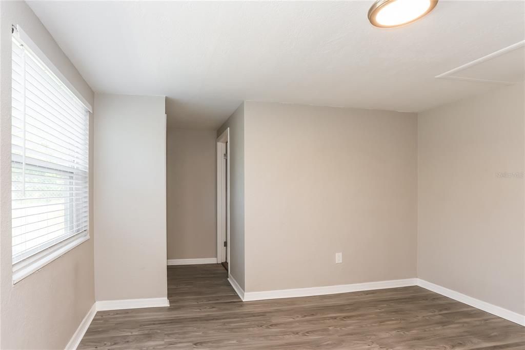 For Rent: $3,140 (4 beds, 2 baths, 2074 Square Feet)