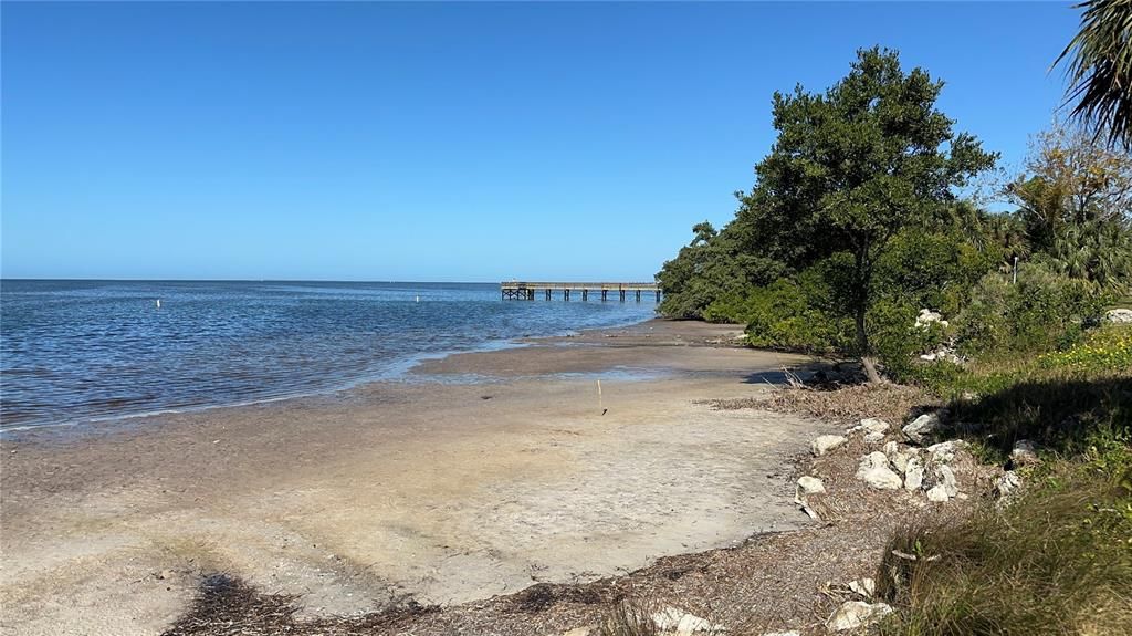 For Sale: $439,000 (2 beds, 1 baths, 924 Square Feet)