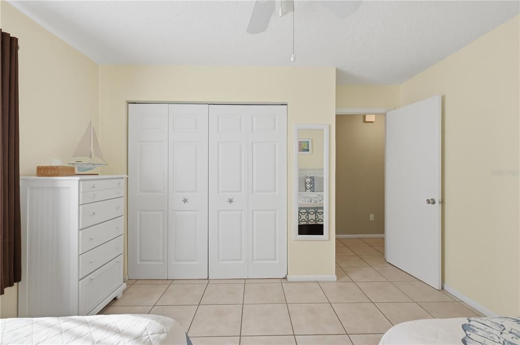 En Venta: $1,795,000 (4 camas, 0 baños, 1980 Pies cuadrados)