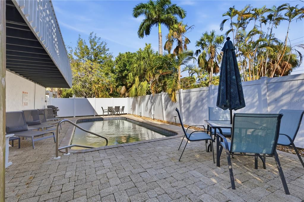 En Venta: $1,795,000 (4 camas, 0 baños, 1980 Pies cuadrados)