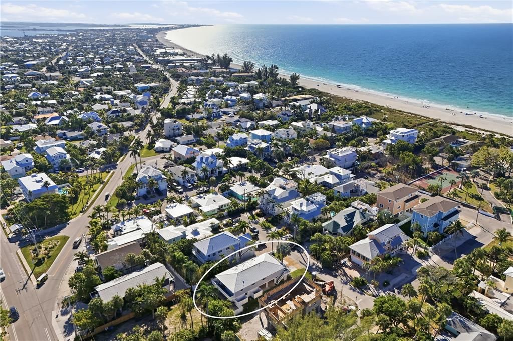 En Venta: $1,795,000 (4 camas, 0 baños, 1980 Pies cuadrados)