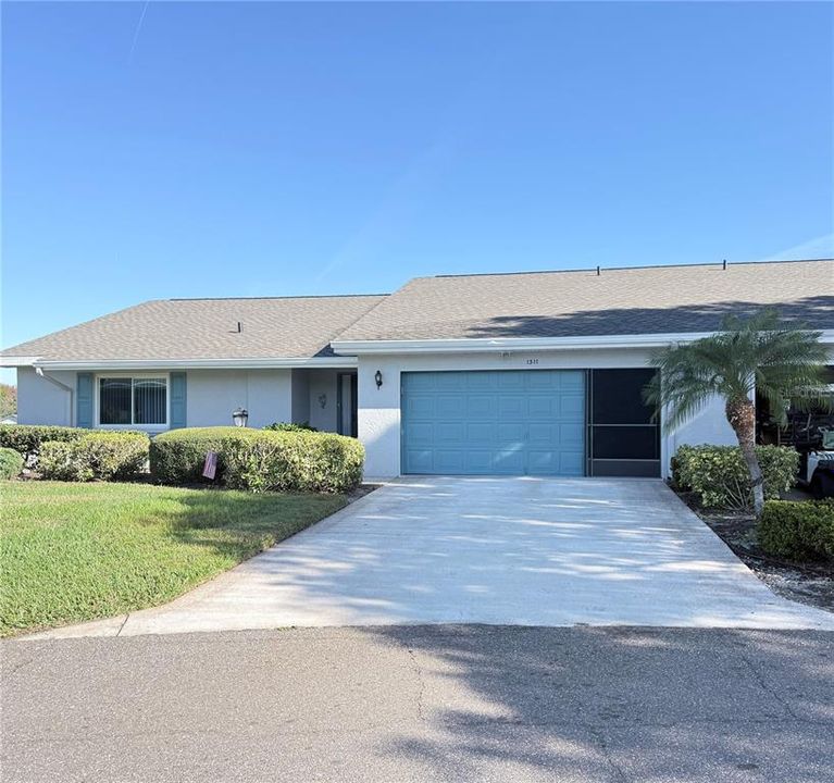 Active With Contract: $220,000 (2 beds, 2 baths, 1829 Square Feet)