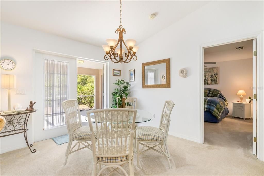 For Sale: $245,000 (3 beds, 2 baths, 1244 Square Feet)