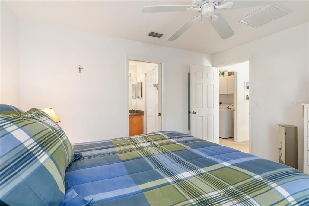 For Sale: $245,000 (3 beds, 2 baths, 1244 Square Feet)