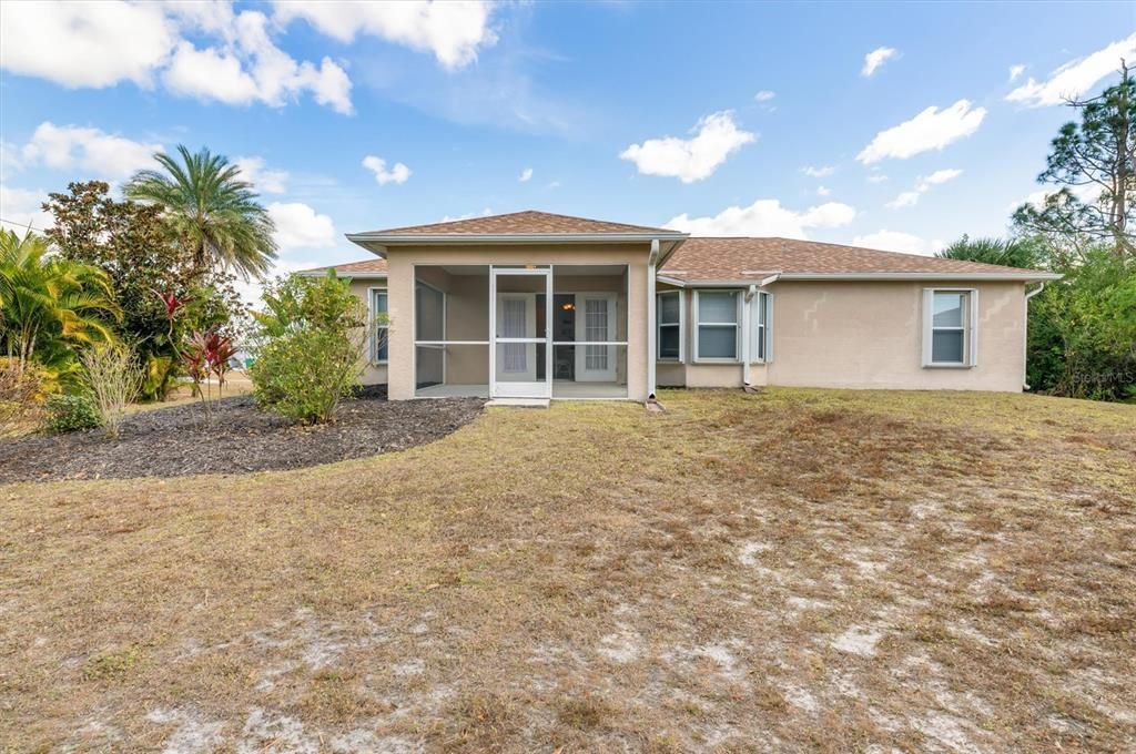 For Sale: $245,000 (3 beds, 2 baths, 1244 Square Feet)