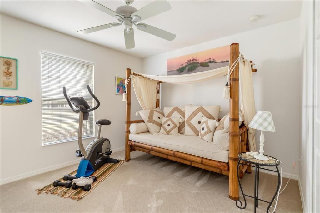 For Sale: $245,000 (3 beds, 2 baths, 1244 Square Feet)