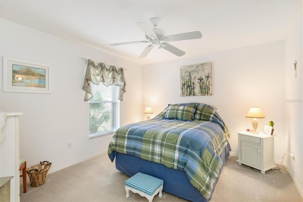 For Sale: $245,000 (3 beds, 2 baths, 1244 Square Feet)