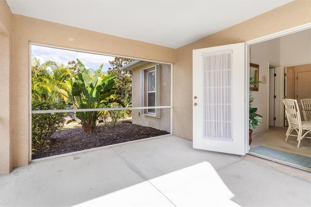 For Sale: $245,000 (3 beds, 2 baths, 1244 Square Feet)