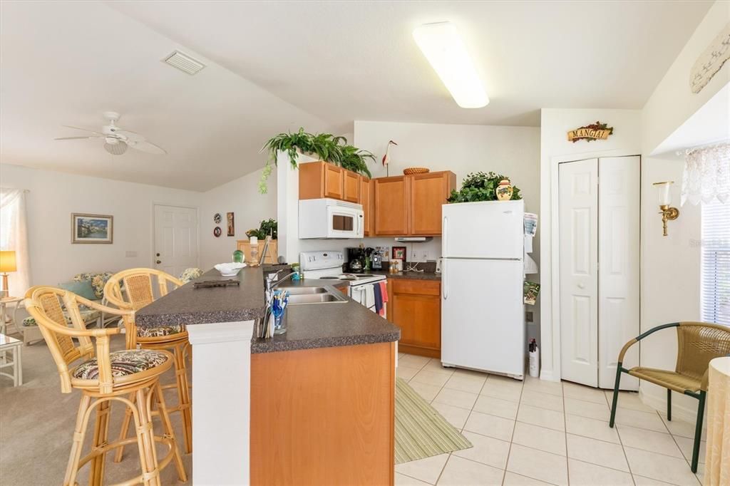 For Sale: $245,000 (3 beds, 2 baths, 1244 Square Feet)