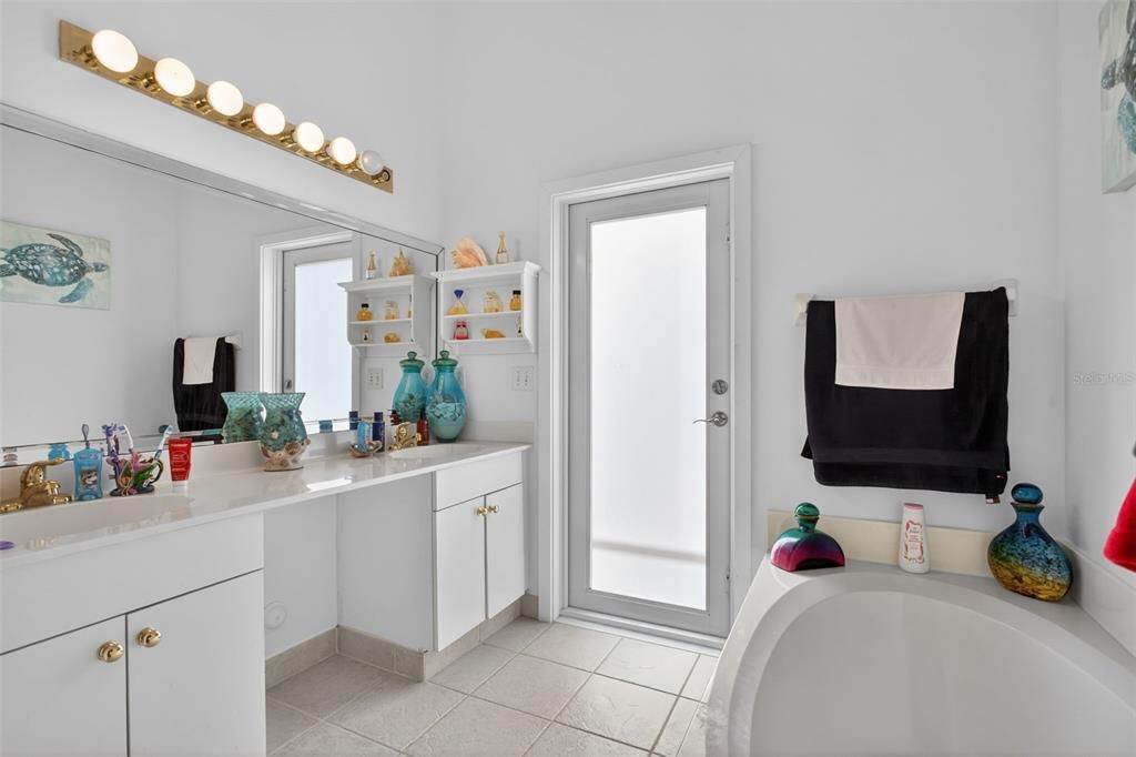 待售: $635,000 (3 贝兹, 2 浴室, 1750 平方英尺)