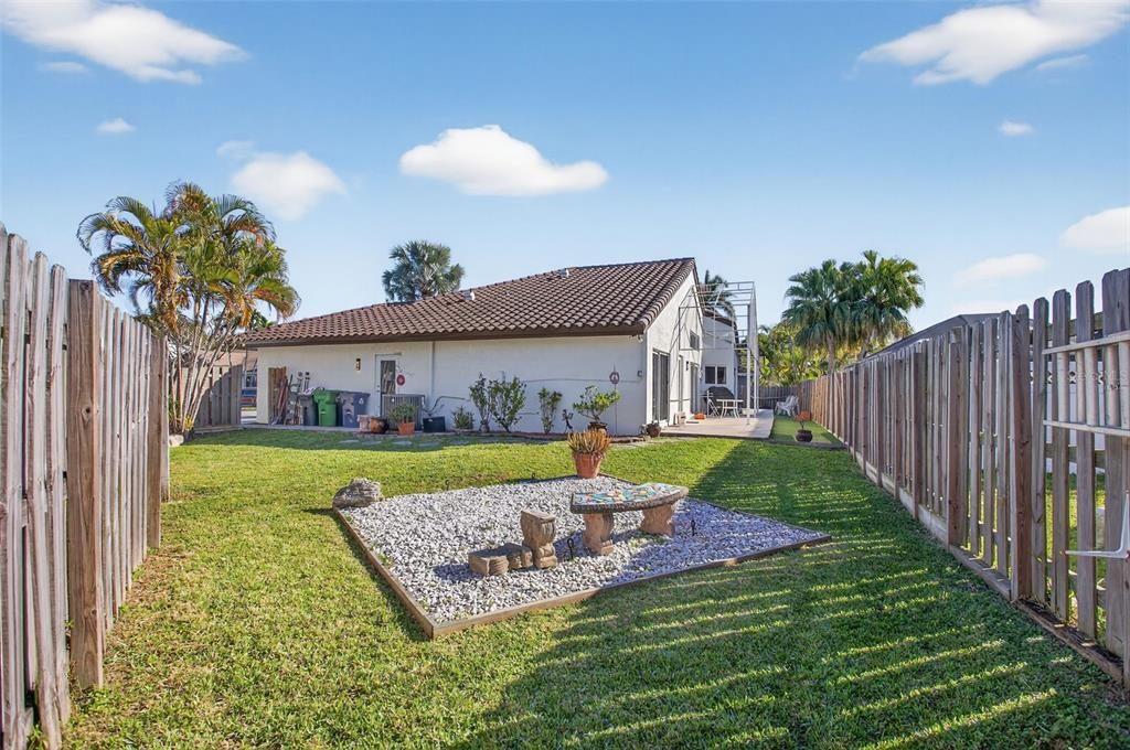 待售: $635,000 (3 贝兹, 2 浴室, 1750 平方英尺)