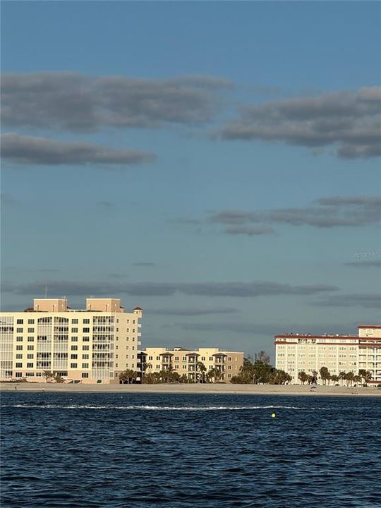 出租: $6,200 (2 贝兹, 2 浴室, 1508 平方英尺)