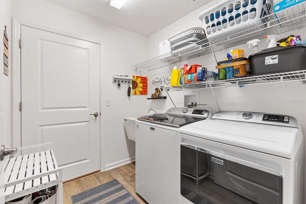 待售: $369,000 (3 贝兹, 2 浴室, 1496 平方英尺)