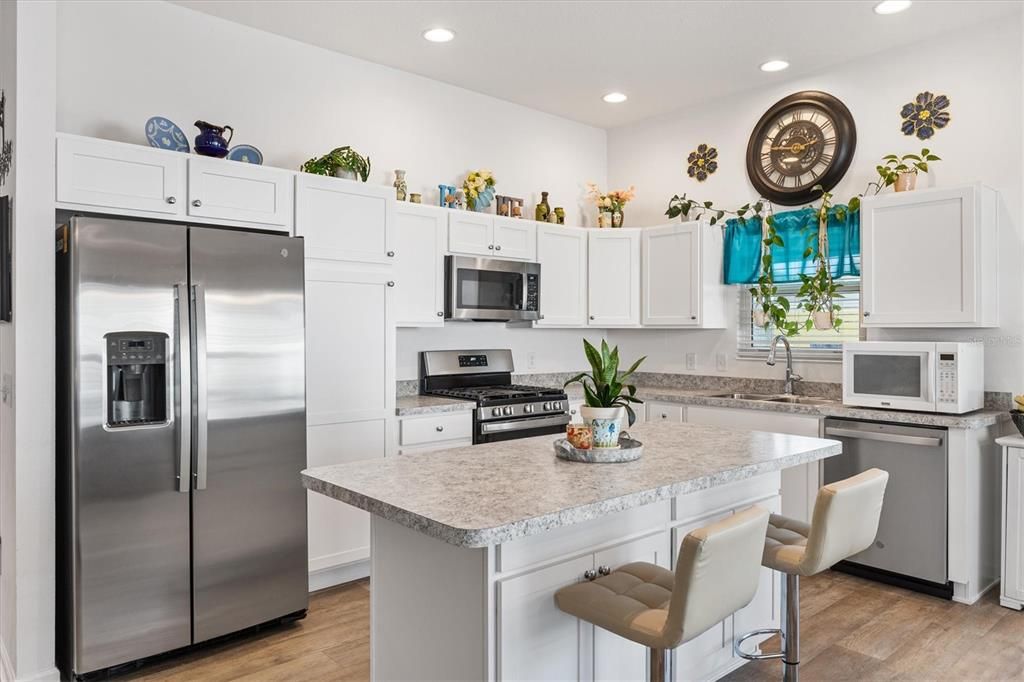 待售: $369,000 (3 贝兹, 2 浴室, 1496 平方英尺)