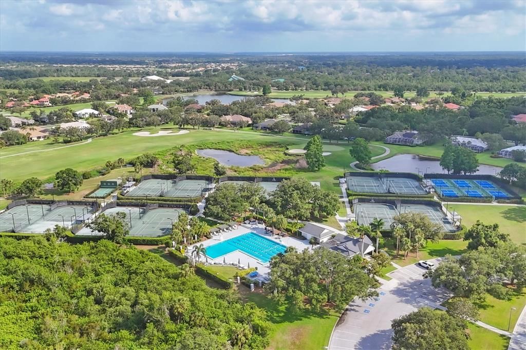 For Sale: $1,690,000 (4 beds, 2 baths, 4125 Square Feet)