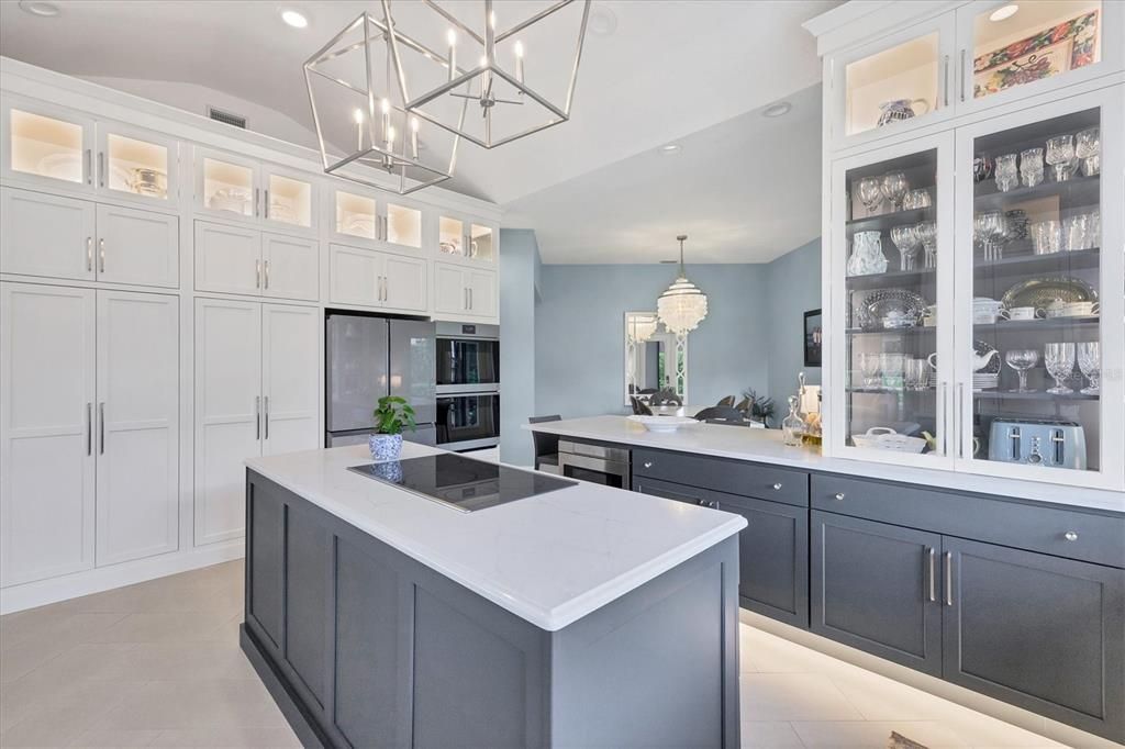 For Sale: $1,690,000 (4 beds, 2 baths, 4125 Square Feet)