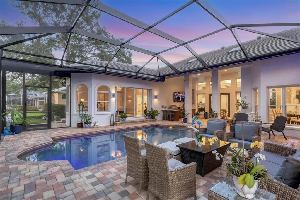 For Sale: $1,690,000 (4 beds, 2 baths, 4125 Square Feet)