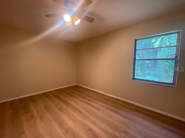 For Rent: $1,495 (2 beds, 1 baths, 964 Square Feet)