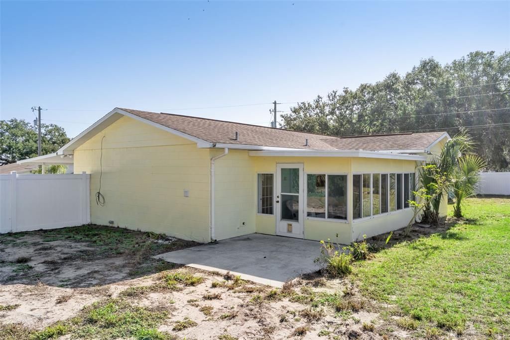 For Sale: $389,000 (3 beds, 1 baths, 1530 Square Feet)