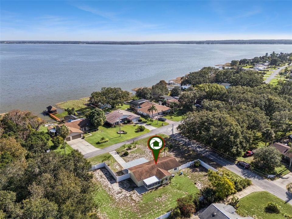 For Sale: $389,000 (3 beds, 1 baths, 1530 Square Feet)