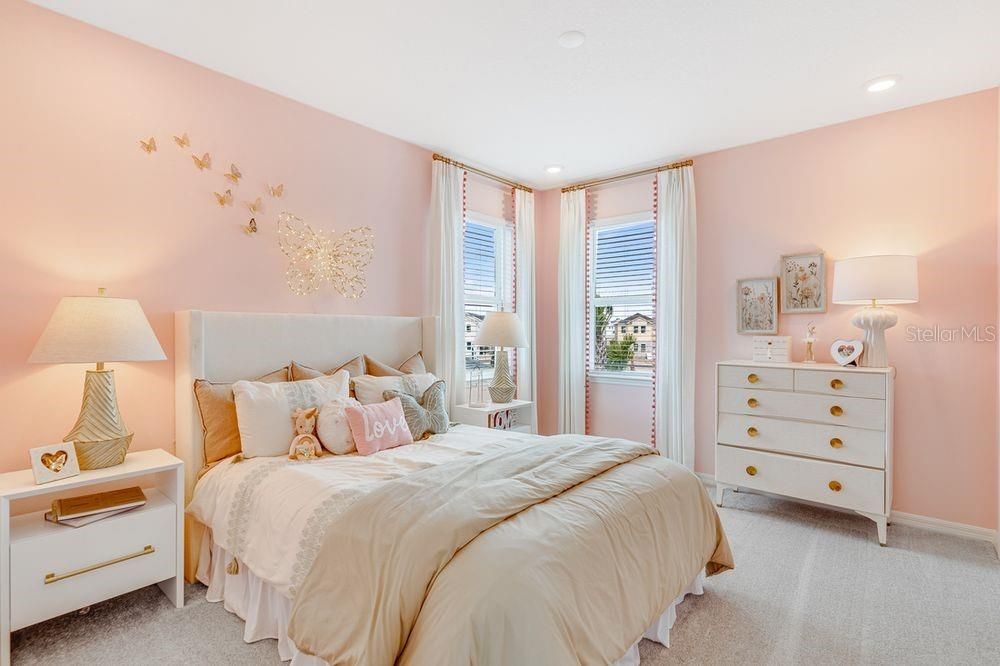 For Sale: $713,562 (4 beds, 3 baths, 2582 Square Feet)