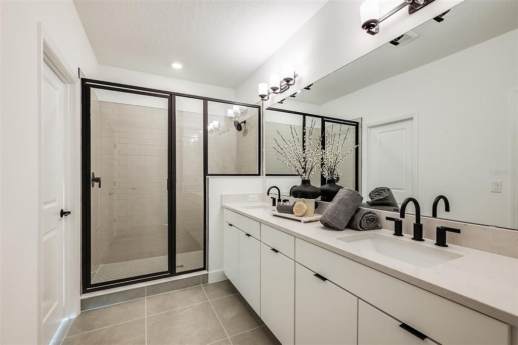 For Sale: $713,562 (4 beds, 3 baths, 2582 Square Feet)