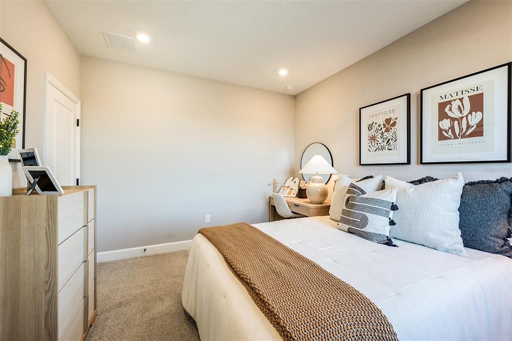 For Sale: $713,562 (4 beds, 3 baths, 2582 Square Feet)