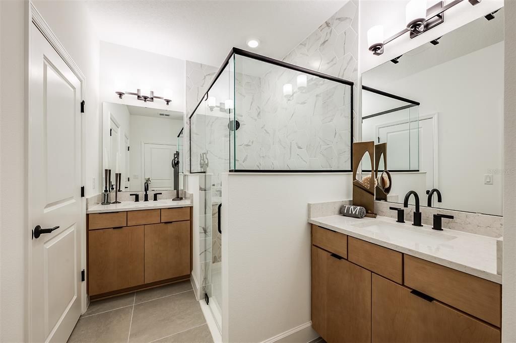 For Sale: $713,562 (4 beds, 3 baths, 2582 Square Feet)